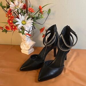 Impo Black Heels with Chain Detail
